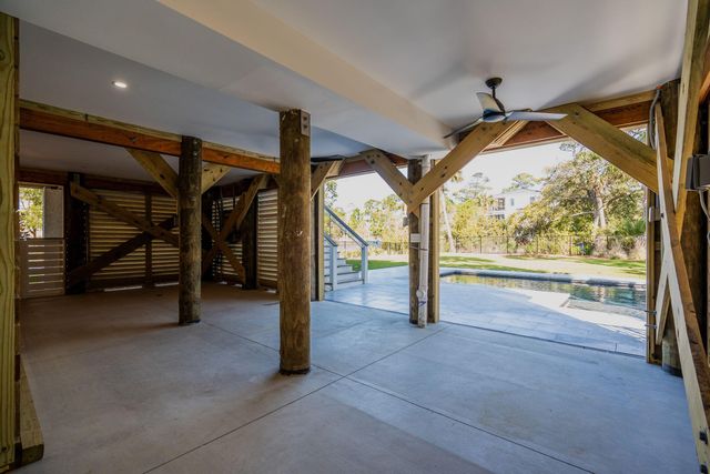 720 W Ashley Avenue, Folly Beach, SC 29439
