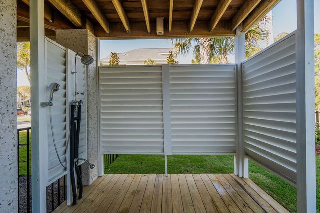 720 W Ashley Avenue, Folly Beach, SC 29439
