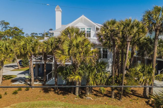 720 W Ashley Avenue, Folly Beach, SC 29439