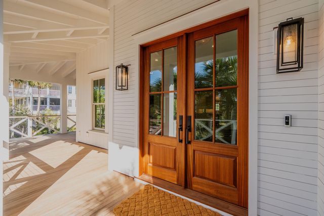 720 W Ashley Avenue, Folly Beach, SC 29439