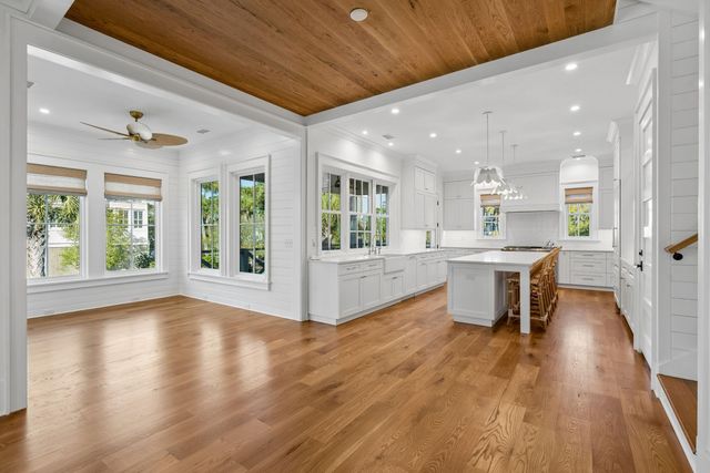 720 W Ashley Avenue, Folly Beach, SC 29439