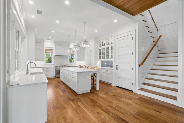 720 W Ashley Avenue, Folly Beach, SC 29439