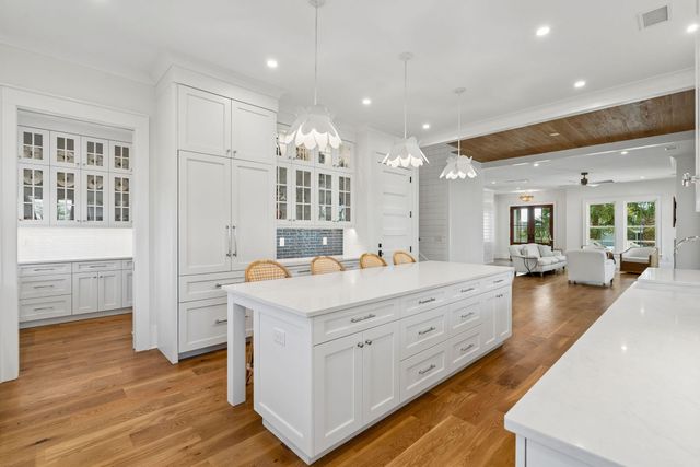 720 W Ashley Avenue, Folly Beach, SC 29439
