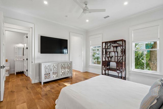 720 W Ashley Avenue, Folly Beach, SC 29439