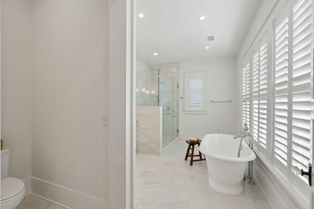 720 W Ashley Avenue, Folly Beach, SC 29439