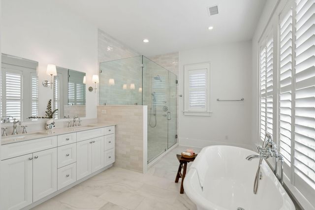 720 W Ashley Avenue, Folly Beach, SC 29439