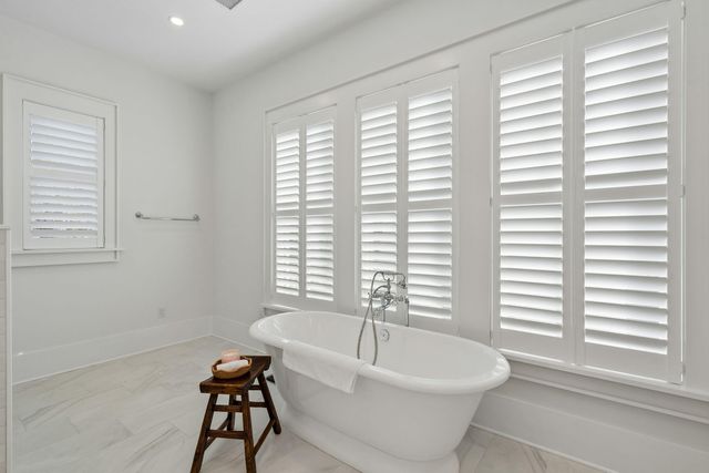 720 W Ashley Avenue, Folly Beach, SC 29439