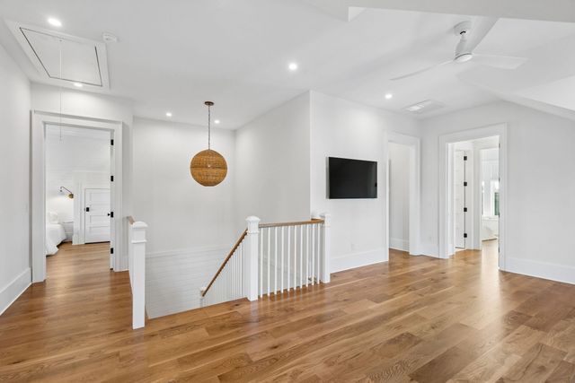 720 W Ashley Avenue, Folly Beach, SC 29439