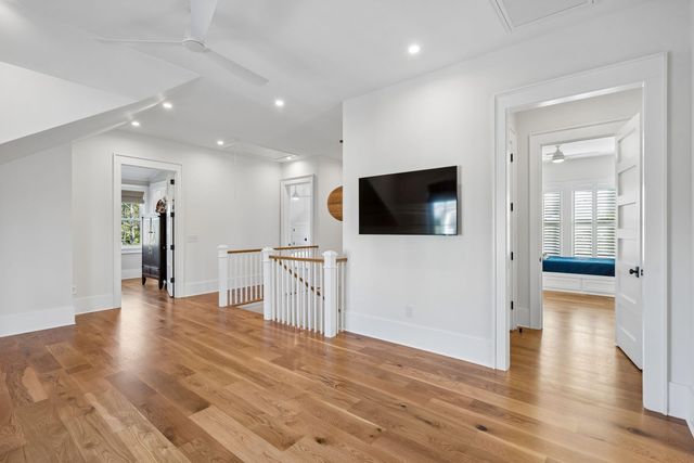 720 W Ashley Avenue, Folly Beach, SC 29439