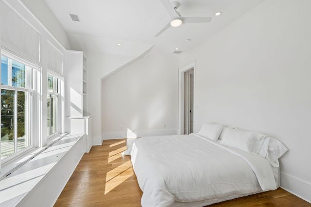 720 W Ashley Avenue, Folly Beach, SC 29439