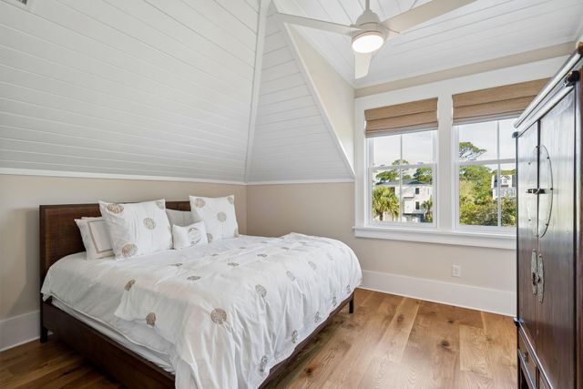 720 W Ashley Avenue, Folly Beach, SC 29439