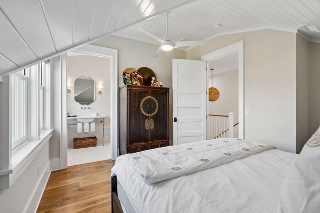 720 W Ashley Avenue, Folly Beach, SC 29439