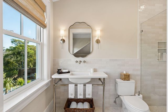 720 W Ashley Avenue, Folly Beach, SC 29439