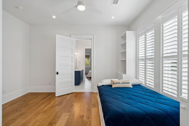720 W Ashley Avenue, Folly Beach, SC 29439