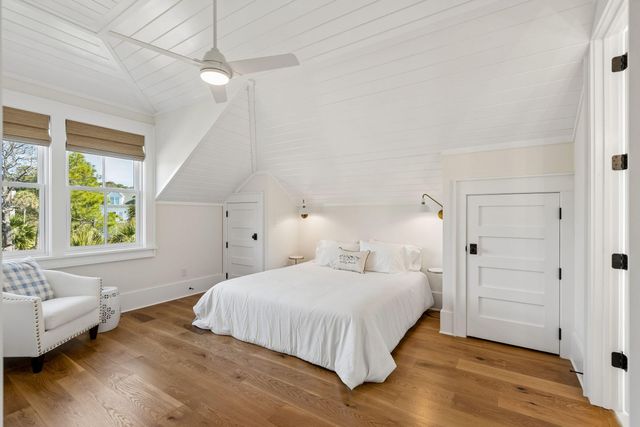 720 W Ashley Avenue, Folly Beach, SC 29439