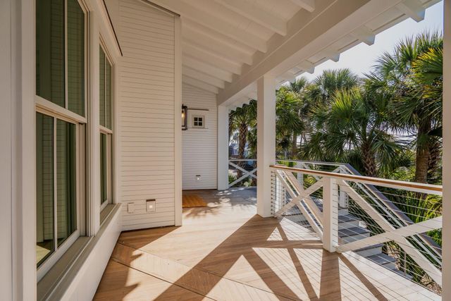 720 W Ashley Avenue, Folly Beach, SC 29439
