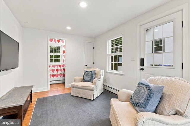 32 MORELAND RD, Paoli, PA 19301