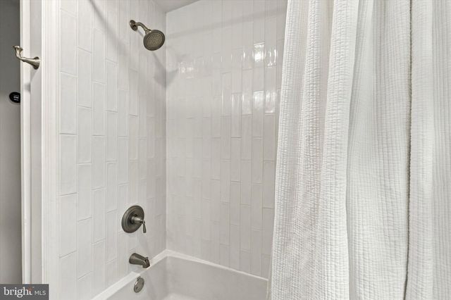 32 MORELAND RD, Paoli, PA 19301