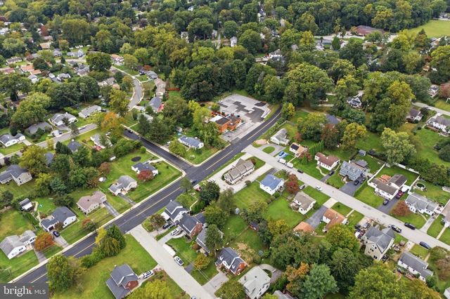 32 MORELAND RD, Paoli, PA 19301