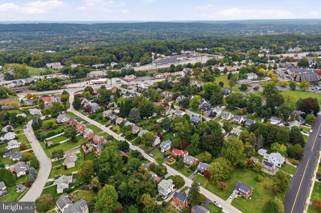 32 MORELAND RD, Paoli, PA 19301