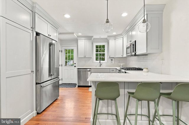 32 MORELAND RD, Paoli, PA 19301