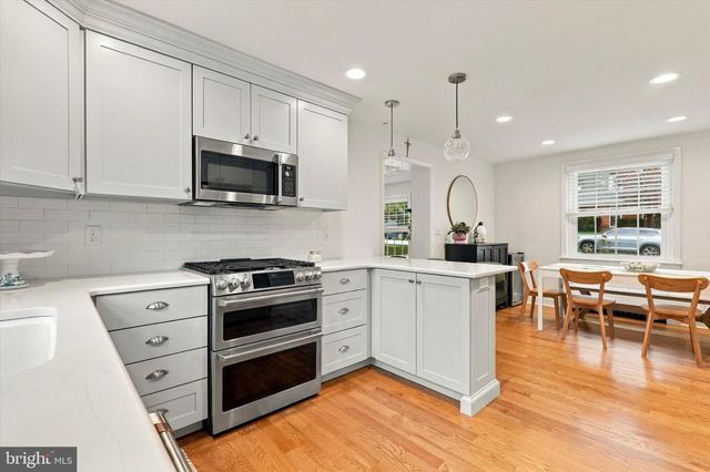 32 MORELAND RD, Paoli, PA 19301