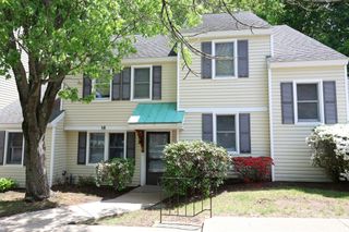 58 Victoria Heights Ave 58, Boston, MA 02136
