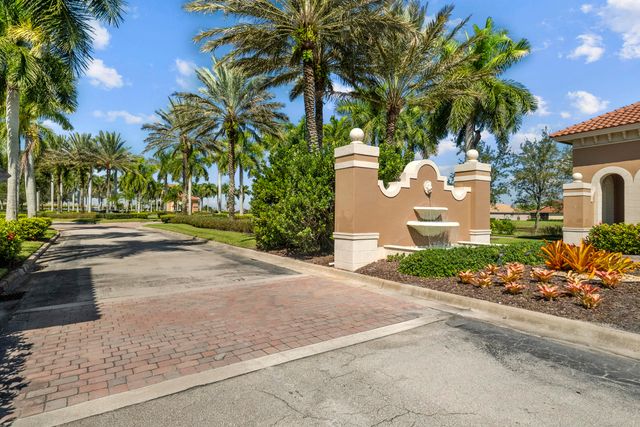 10009 SW Coral Tree Circle, Port St. Lucie, Port St Lucie, FL 34987