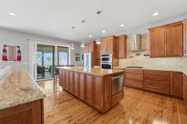 12923 YACHT CLUB PLACE, Cortez, FL 34215