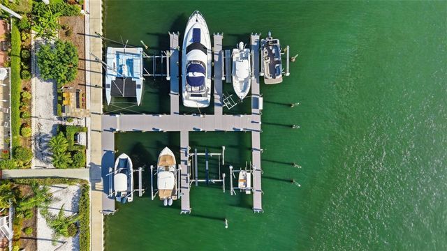 12923 YACHT CLUB PLACE, Cortez, FL 34215