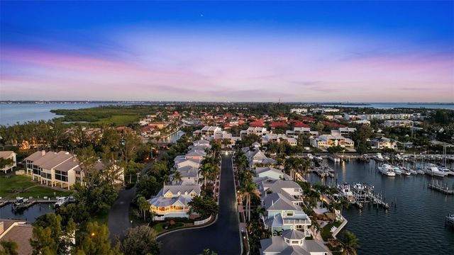 12923 YACHT CLUB PLACE, Cortez, FL 34215