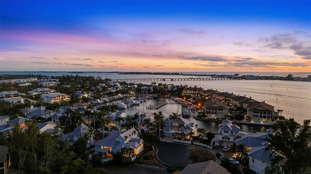 12923 YACHT CLUB PLACE, Cortez, FL 34215