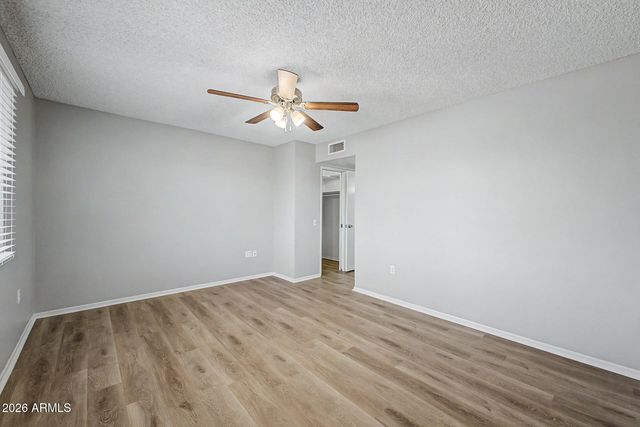 10025 W COGGINS Drive, Sun City, AZ 85351