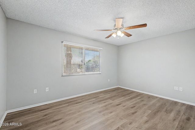 10025 W COGGINS Drive, Sun City, AZ 85351