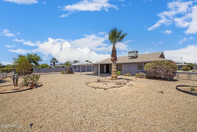 10025 W COGGINS Drive, Sun City, AZ 85351