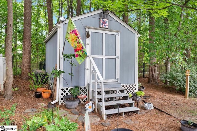 15 Meadow Rose Drive, Travelers Rest, SC 29690