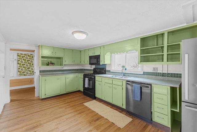 42-44 Oak Street, Burlington, VT 05401