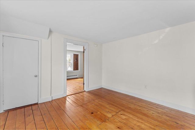42-44 Oak Street, Burlington, VT 05401