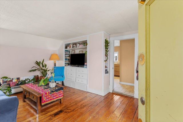 42-44 Oak Street, Burlington, VT 05401