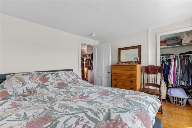 42-44 Oak Street, Burlington, VT 05401