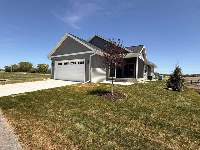 1205 20th Street, Prairie Du Sac, WI 53578