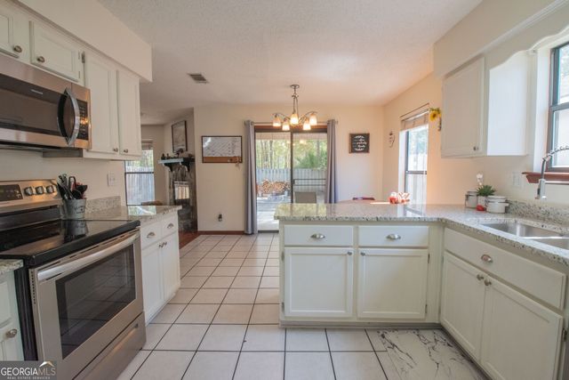 301 Millers Trace Drive, St. Marys, GA 31558