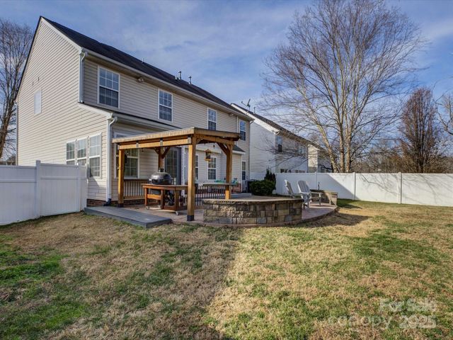 10315 Samuels Way Drive, Huntersville, NC 28078