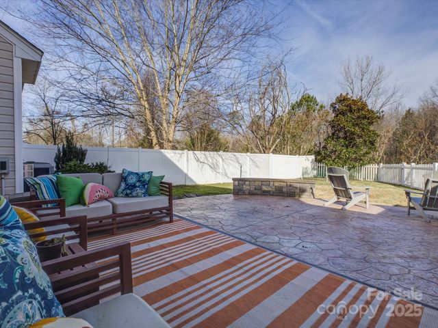 10315 Samuels Way Drive, Huntersville, NC 28078