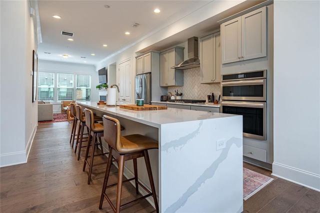 6794 Encore Boulevard, Sandy Springs, GA 30328