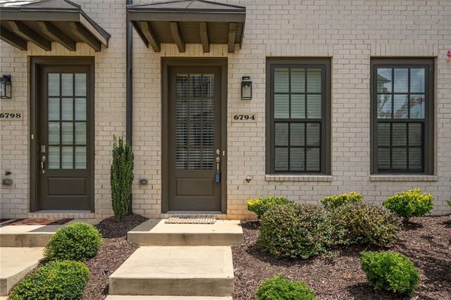 6794 Encore Boulevard, Sandy Springs, GA 30328