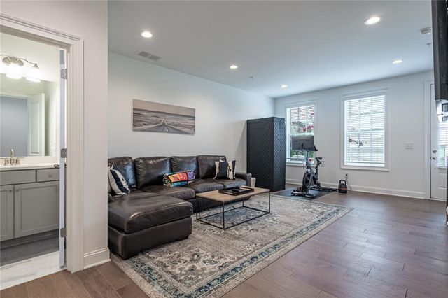 6794 Encore Boulevard, Sandy Springs, GA 30328
