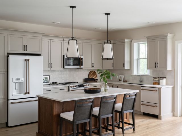 16 Miter Drive 15-1, Plymouth, MA 02360