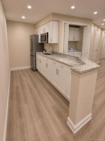 20543 Brandonwood Drive, Clinton Twp, MI 48038