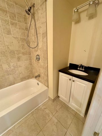 20543 Brandonwood Drive, Clinton Twp, MI 48038